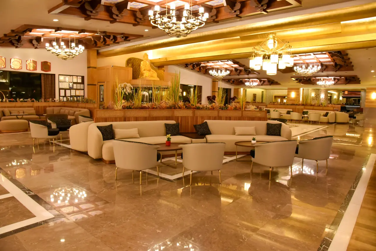 Royal Dragon Hotel