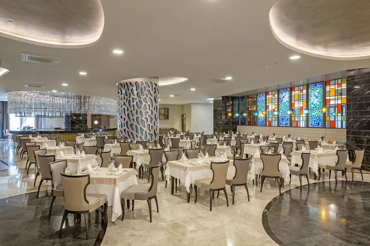 Royal Seginus Hotel