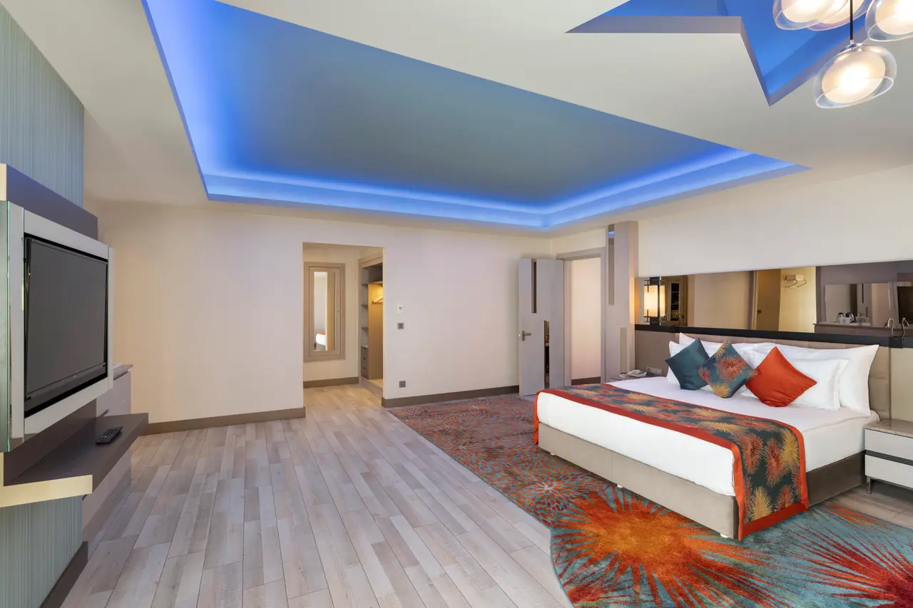 Royal Seginus Hotel