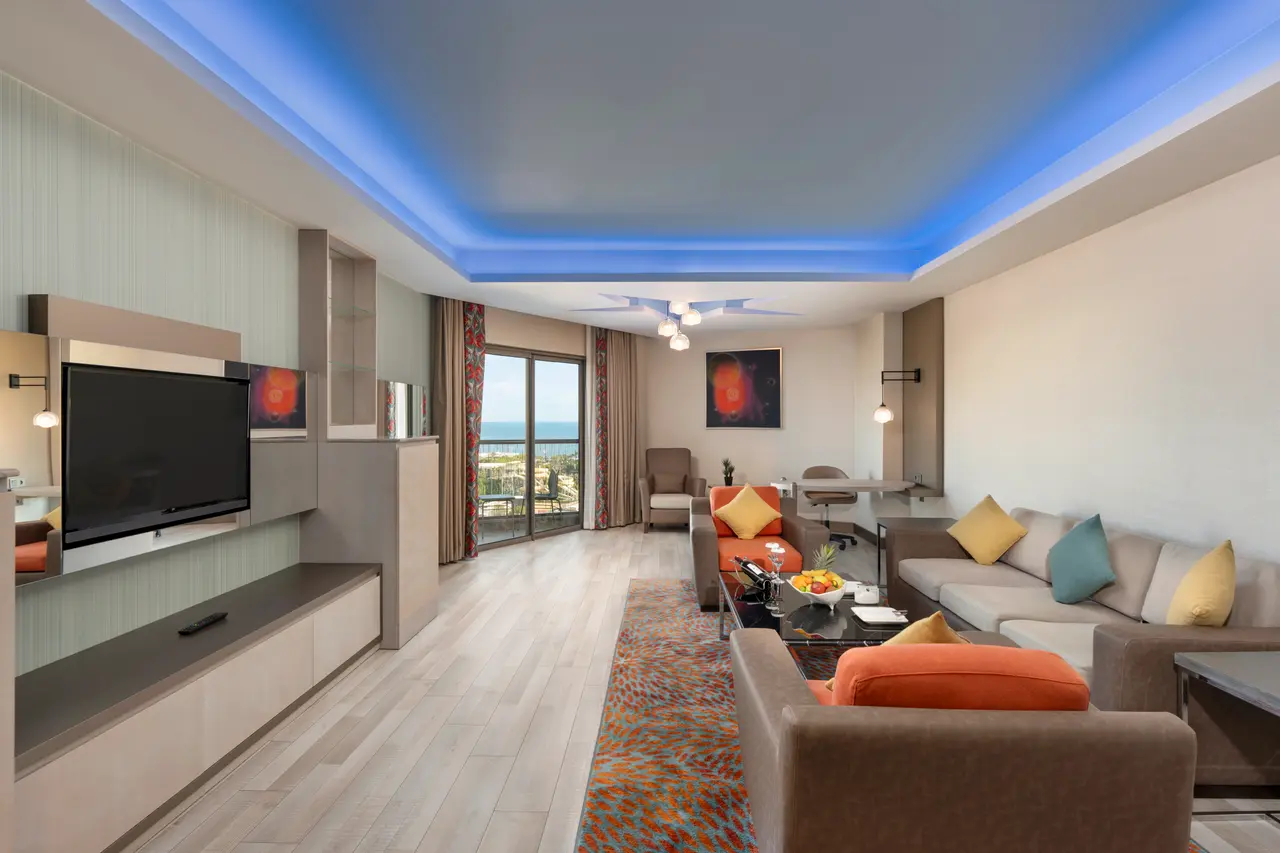 Royal Seginus Hotel