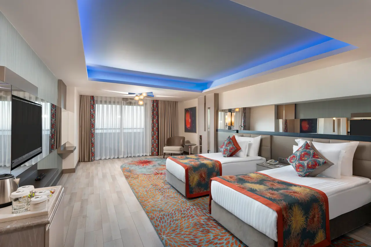 Royal Seginus Hotel