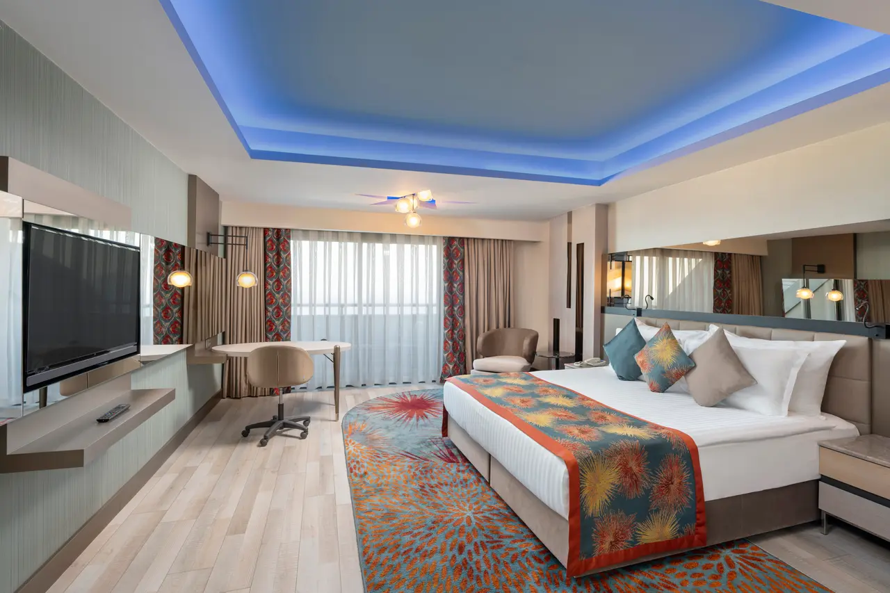 Royal Seginus Hotel