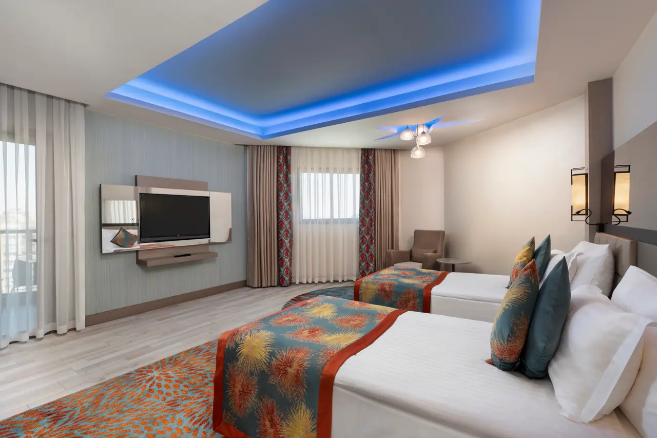 Royal Seginus Hotel