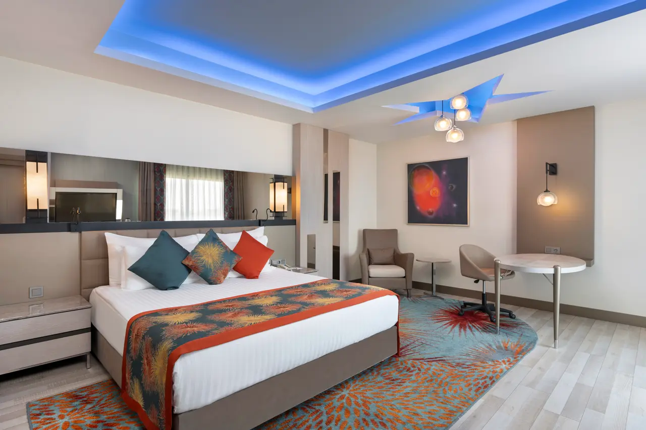 Royal Seginus Hotel