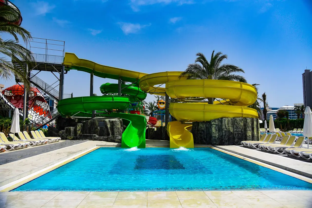 Royal Wings Hotel