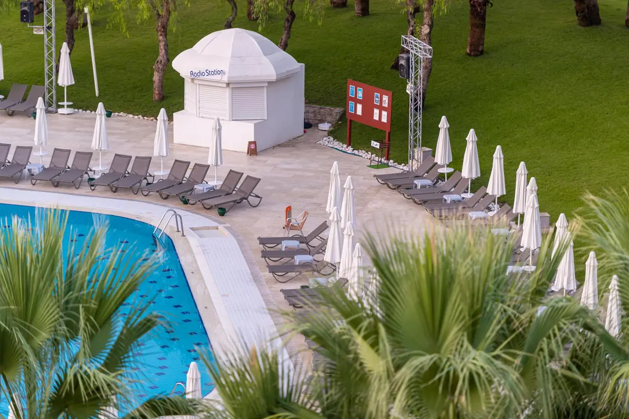 Seven Seas Hotel Blue