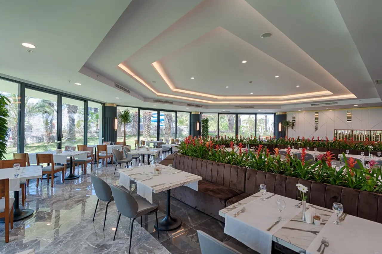 Seven Seas Hotel Blue