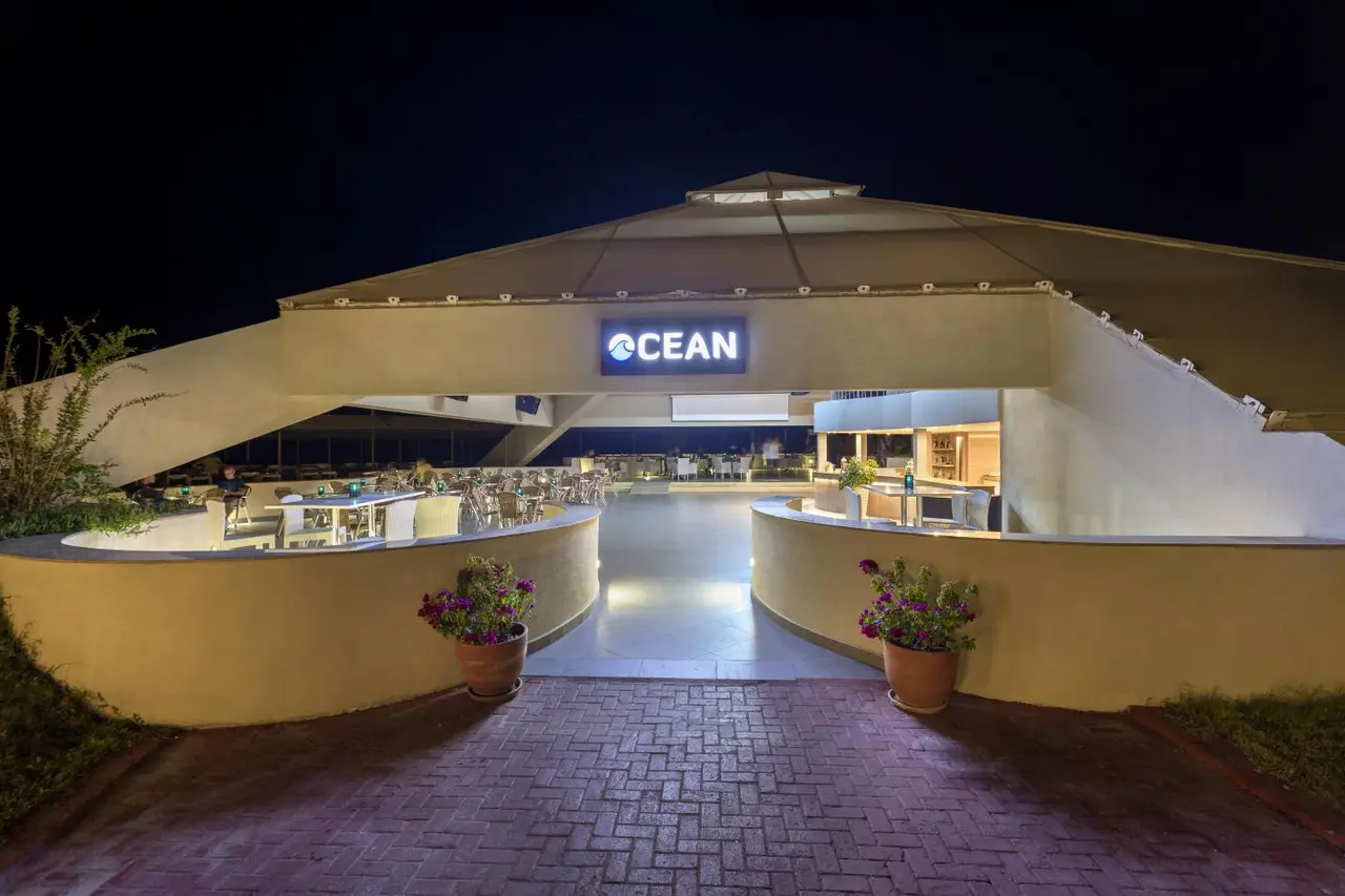 Seven Seas Hotel Blue