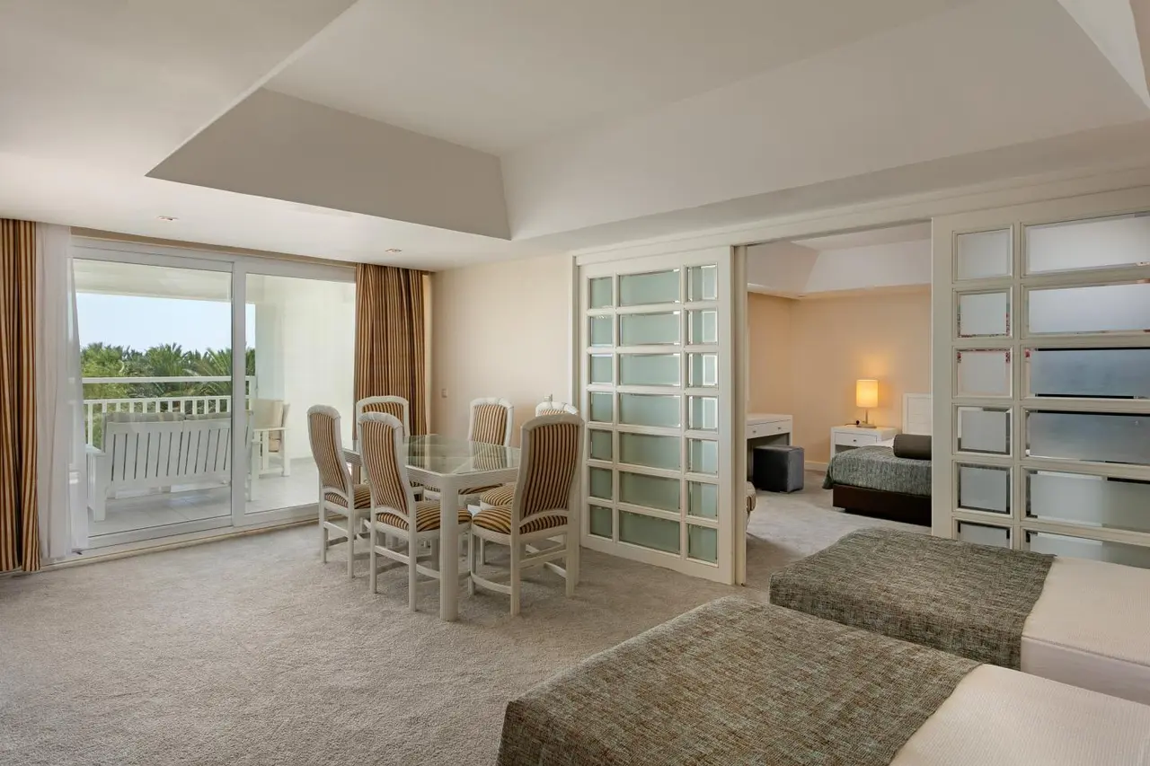 Seven Seas Hotel Blue