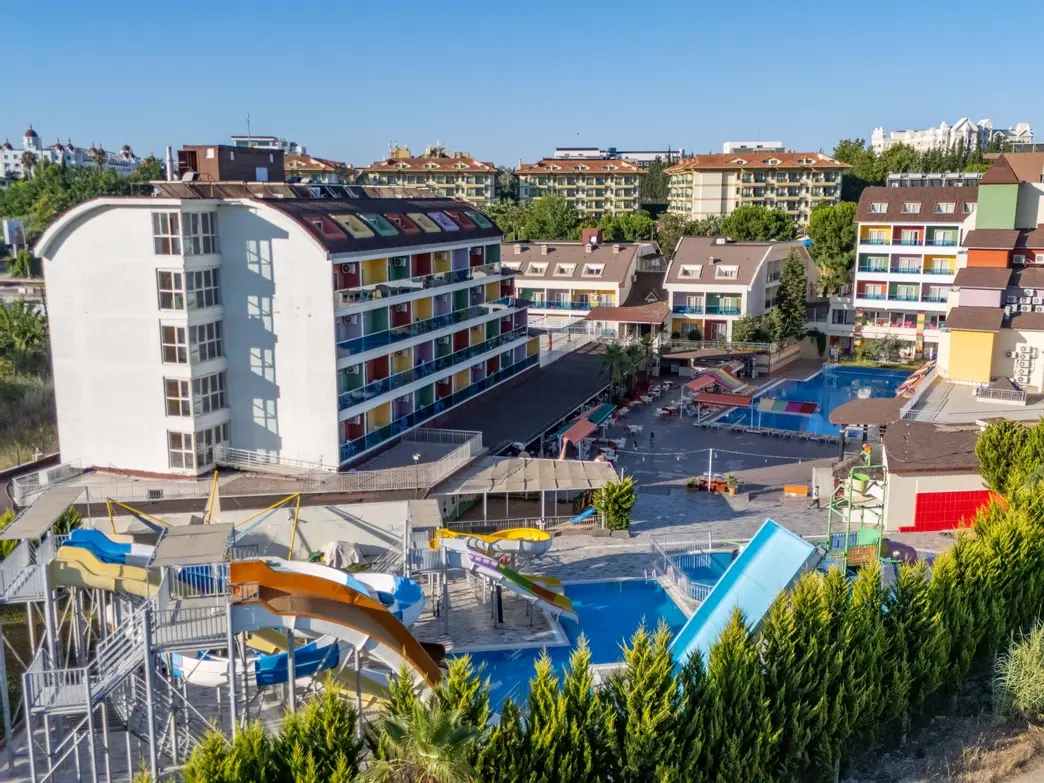 Side Win Hotel & Spa