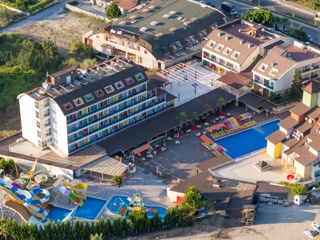 Side Win Hotel & Spa