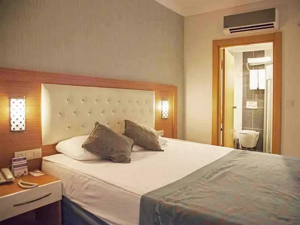 Side Win Hotel & Spa