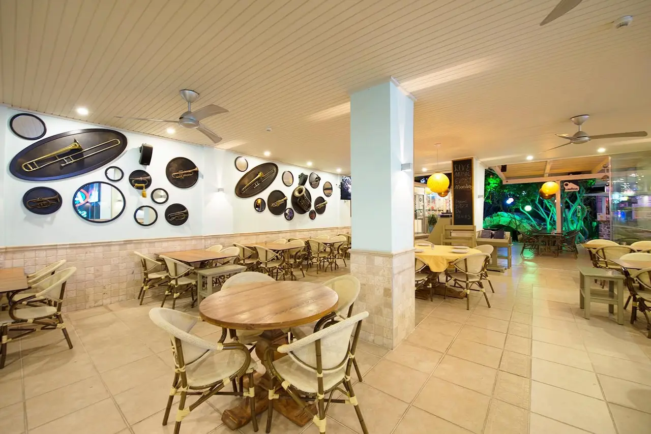 Tonoz Beach Hotel