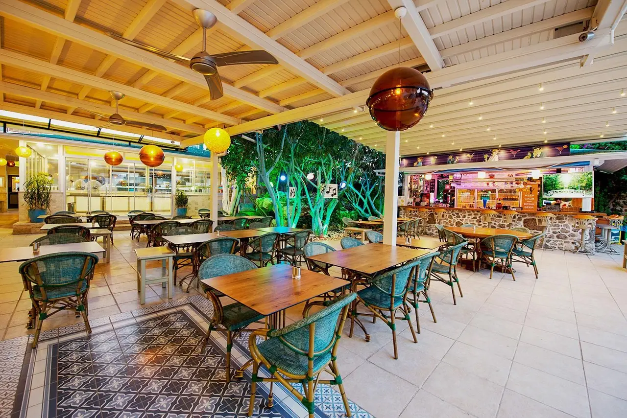 Tonoz Beach Hotel