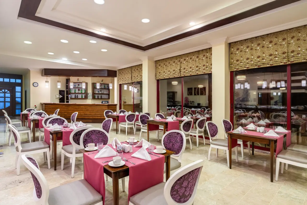 Villa Side Hotel 4*