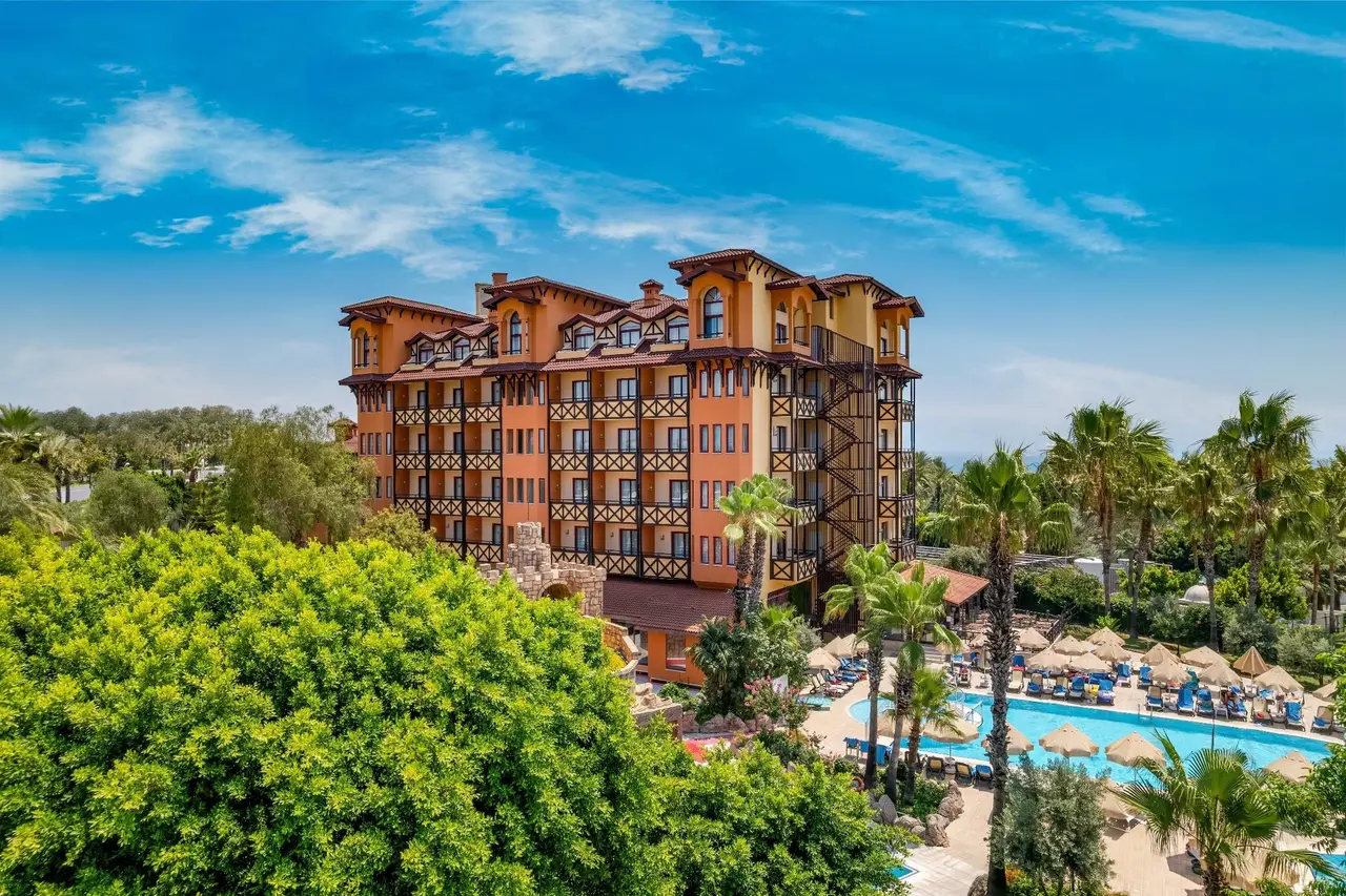 Villa Side Hotel 4*
