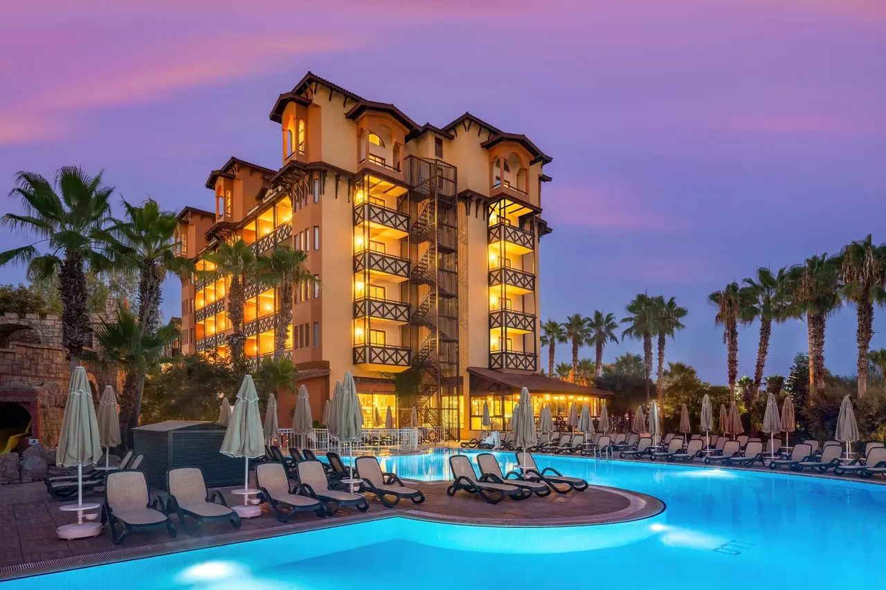 Villa Side Hotel 4*
