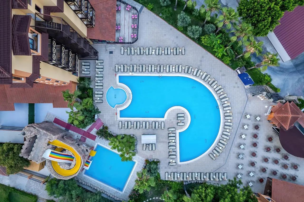 Villa Side Hotel 4*