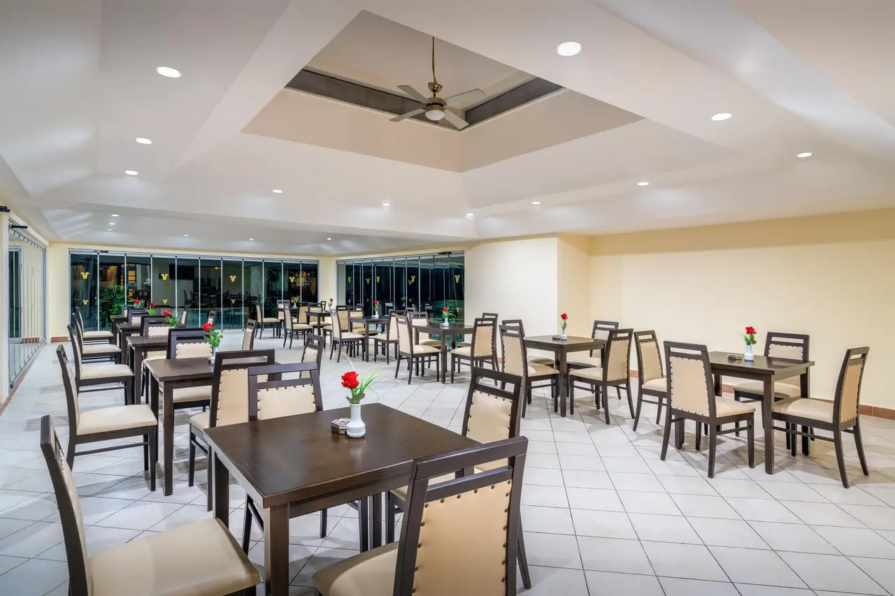 Villa Side Hotel 4*