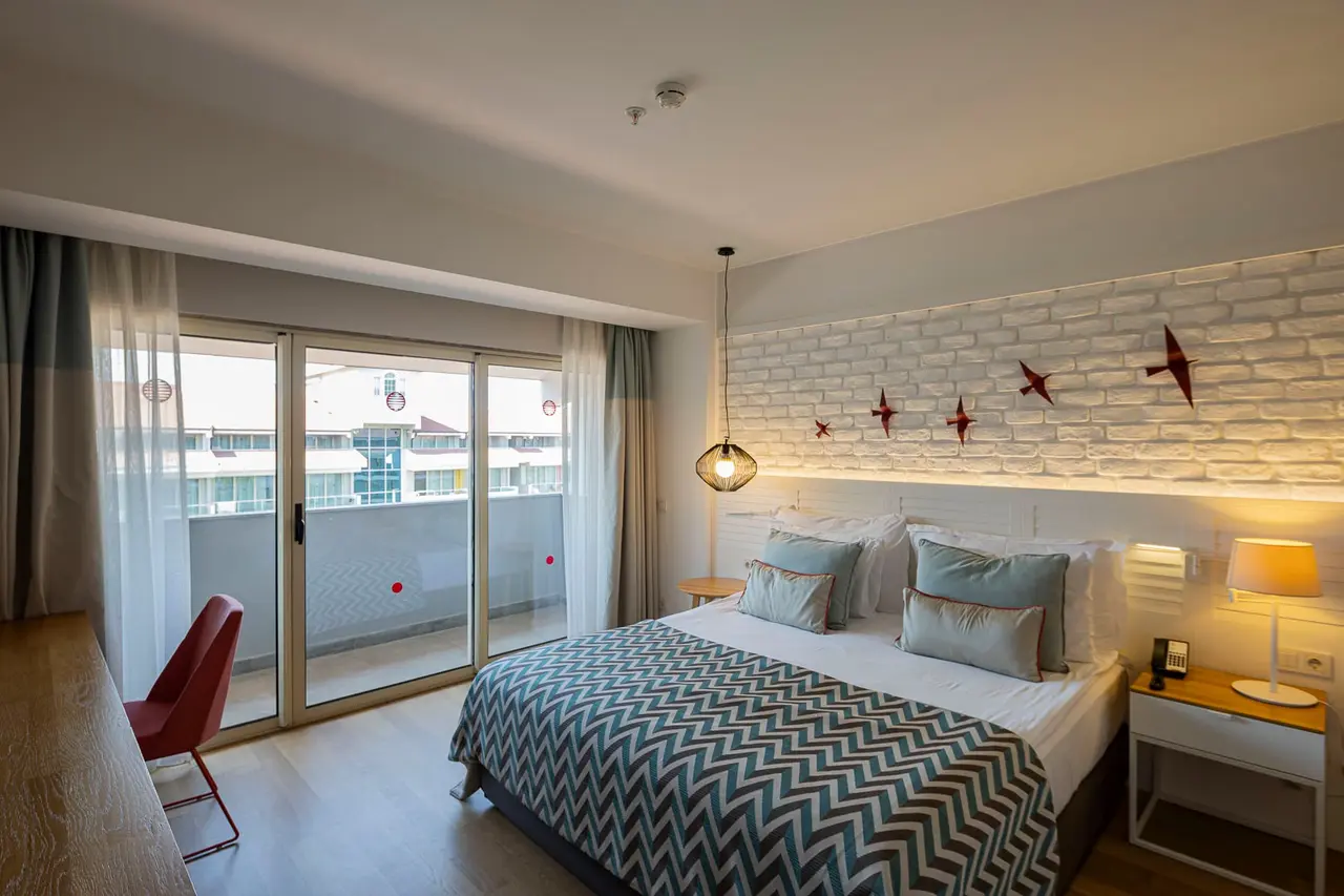 Akra Kemer