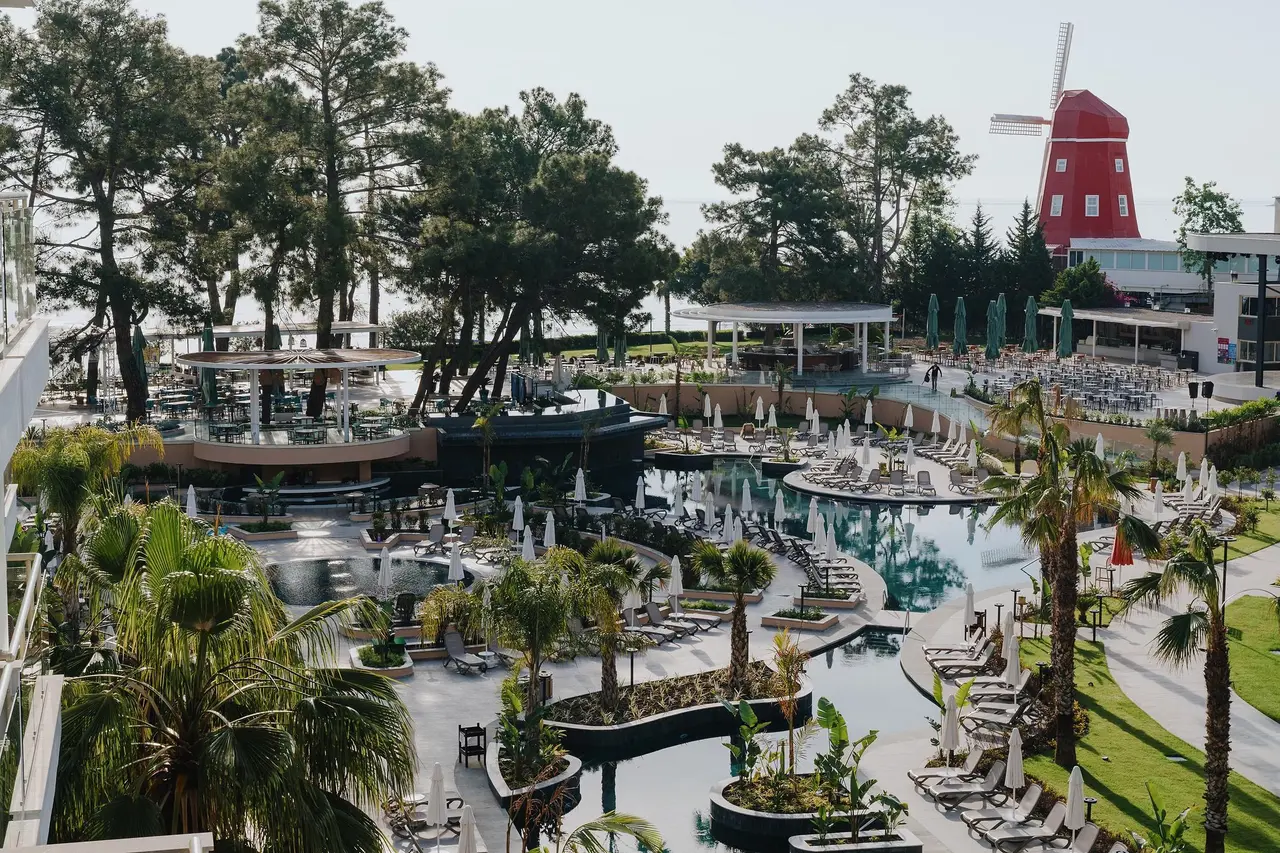 Akra Kemer