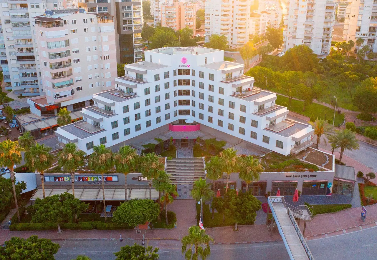 Akra V Hotel