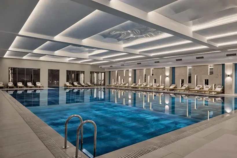 Akra V Hotel