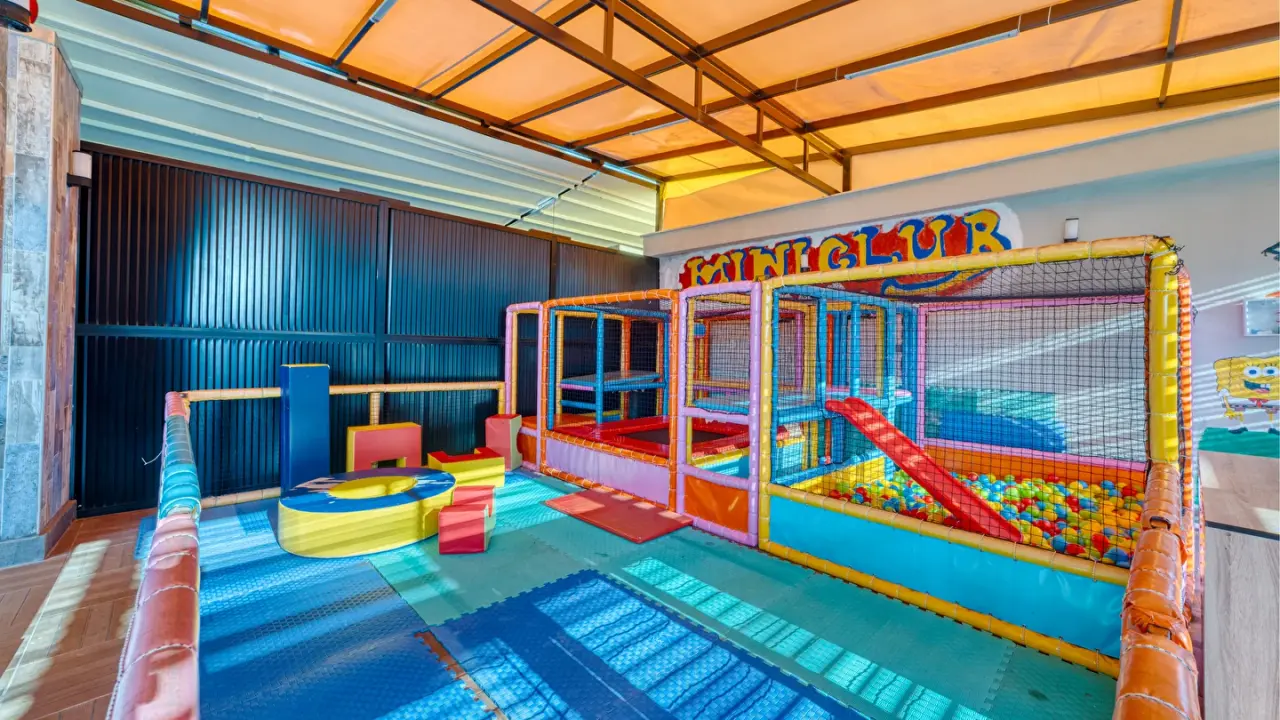 Algora Halal Hotel & Spa