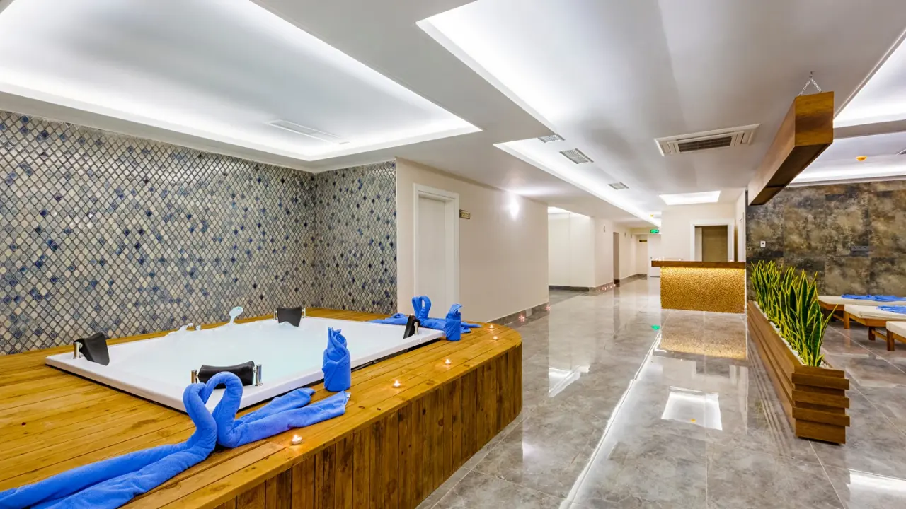 Algora Halal Hotel & Spa
