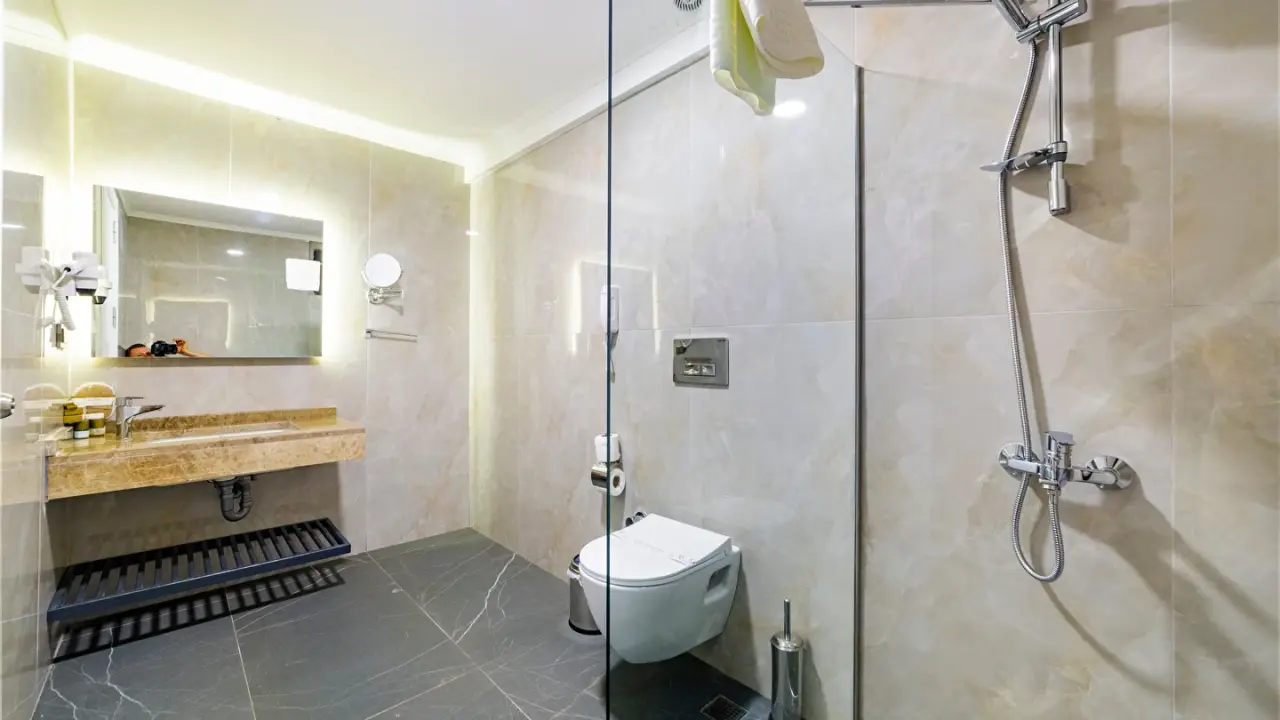 Algora Halal Hotel & Spa