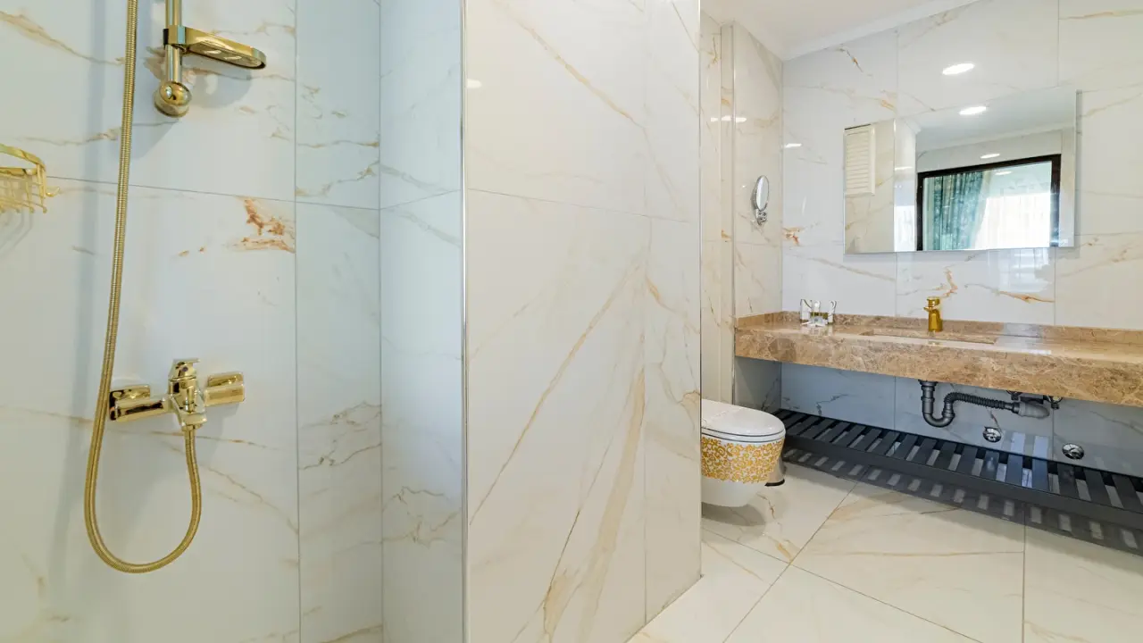 Algora Halal Hotel & Spa