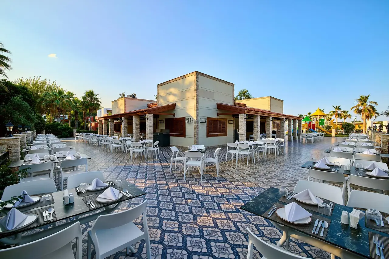 Mövenpick Resort Tekirova