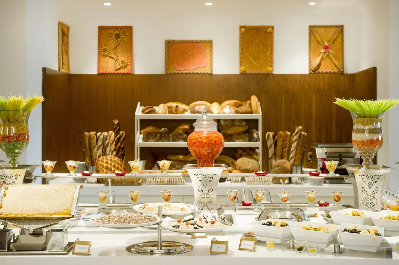 Alusso Thermal Hotel SPA & Convention Center