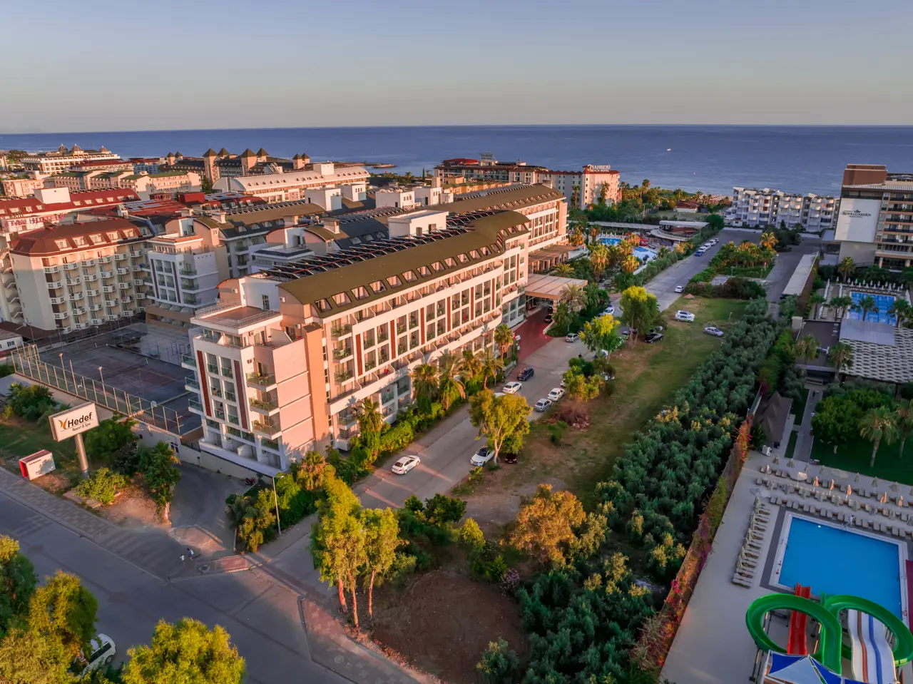 Hedef Resort & SPA