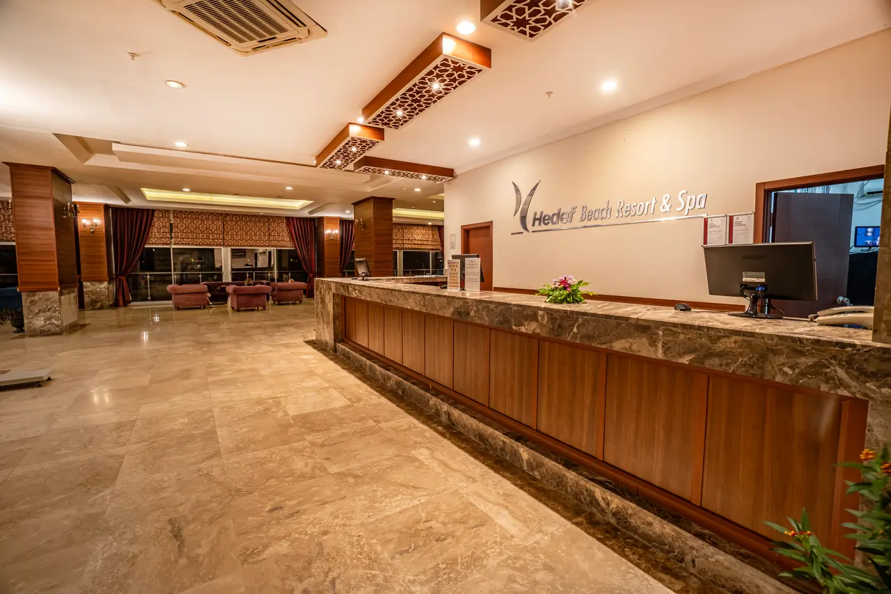 Hedef Beach Resort & Spa