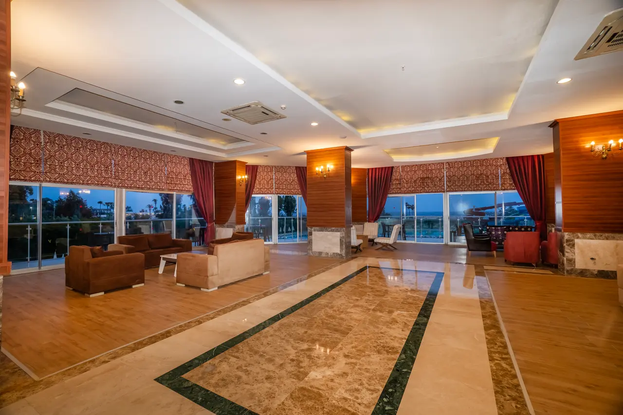 Hedef Beach Resort & Spa