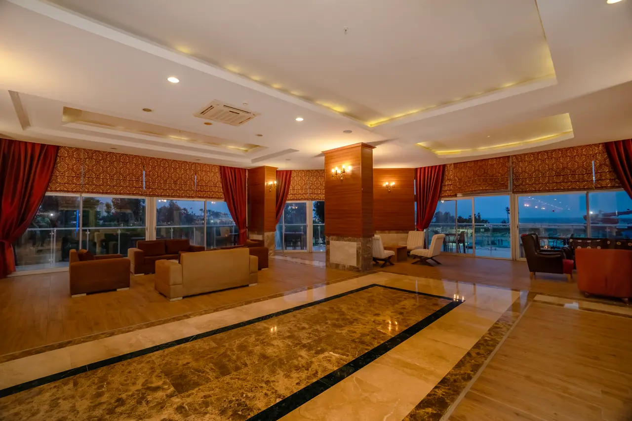 Hedef Beach Resort & Spa