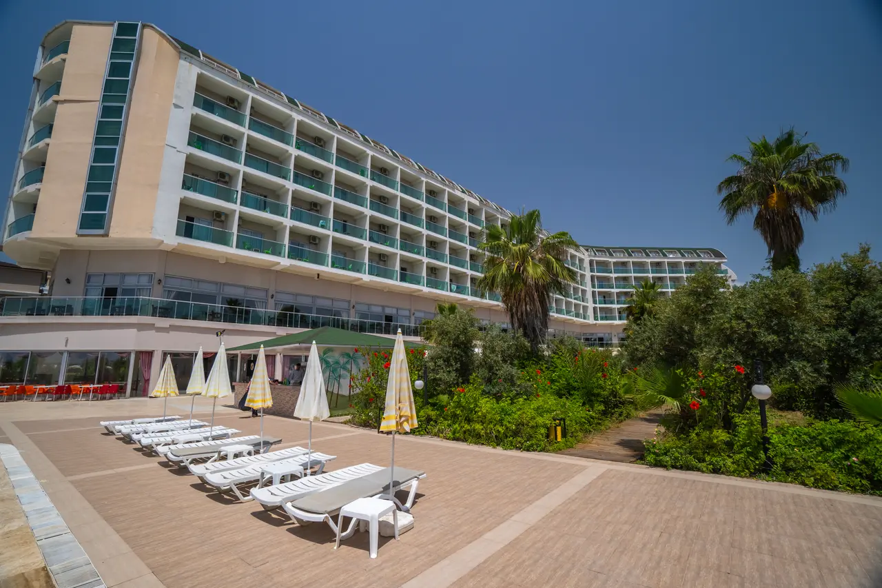 Hedef Beach Resort & Spa