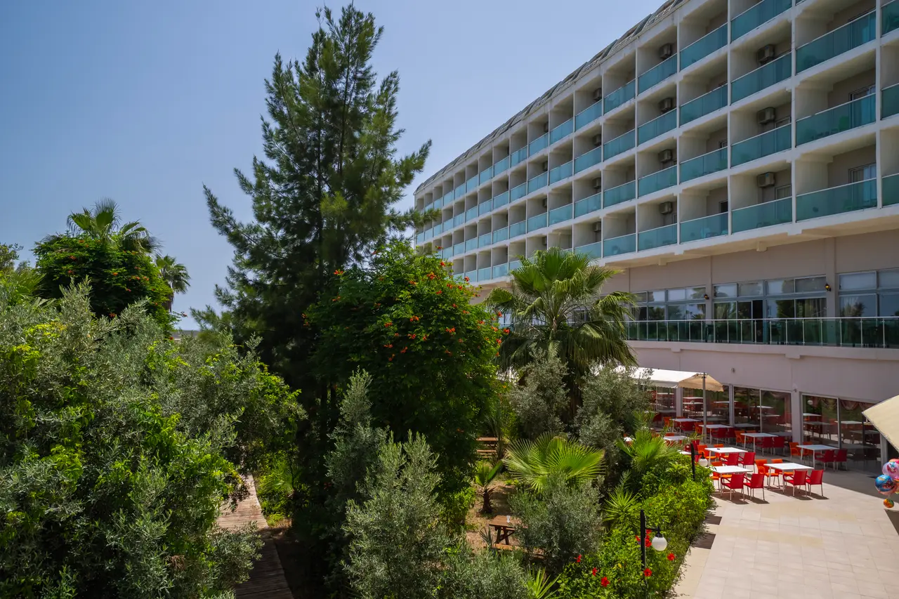 Hedef Beach Resort & Spa