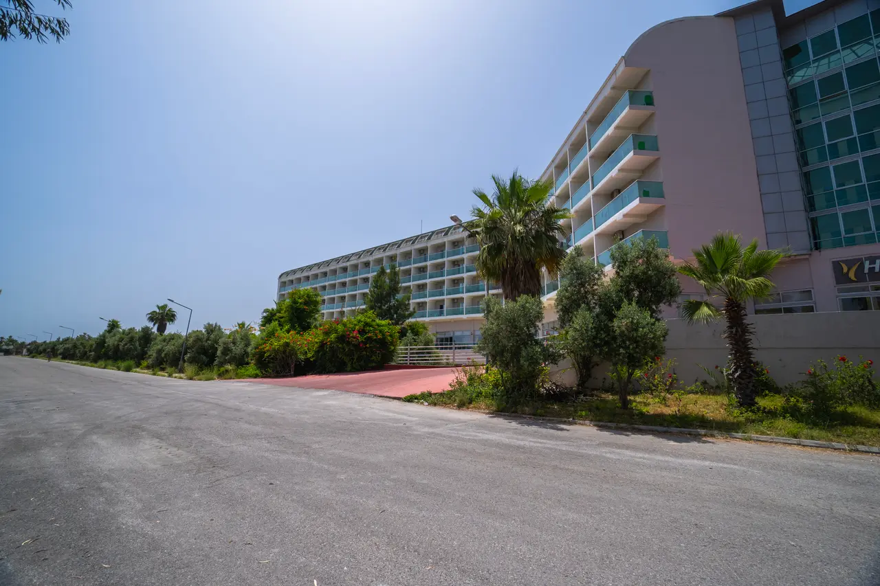 Hedef Beach Resort & Spa