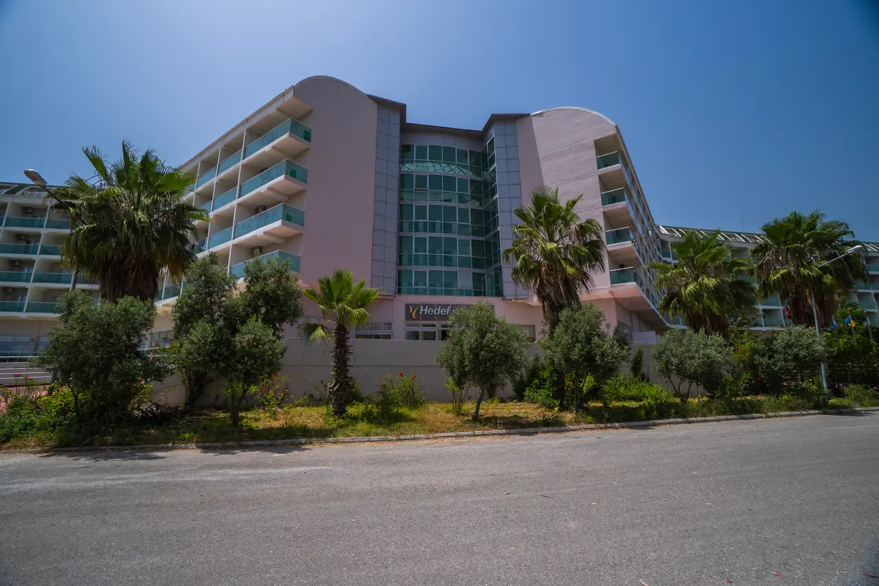 Hedef Beach Resort & Spa