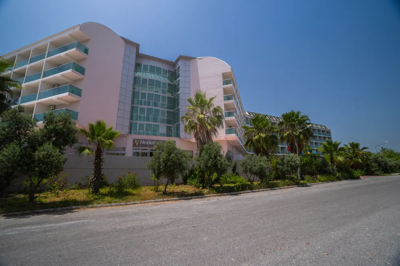 Hedef Beach Resort & Spa