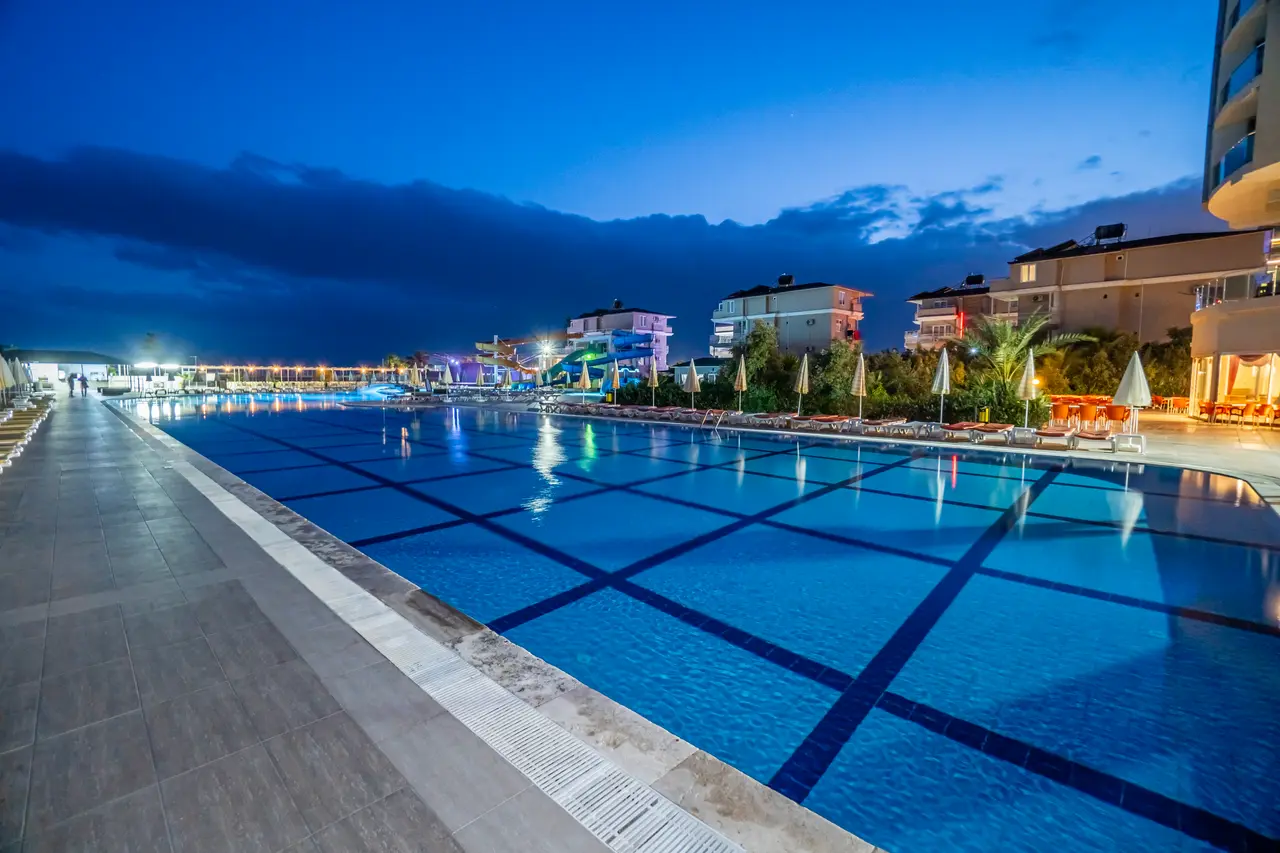 Hedef Beach Resort & Spa