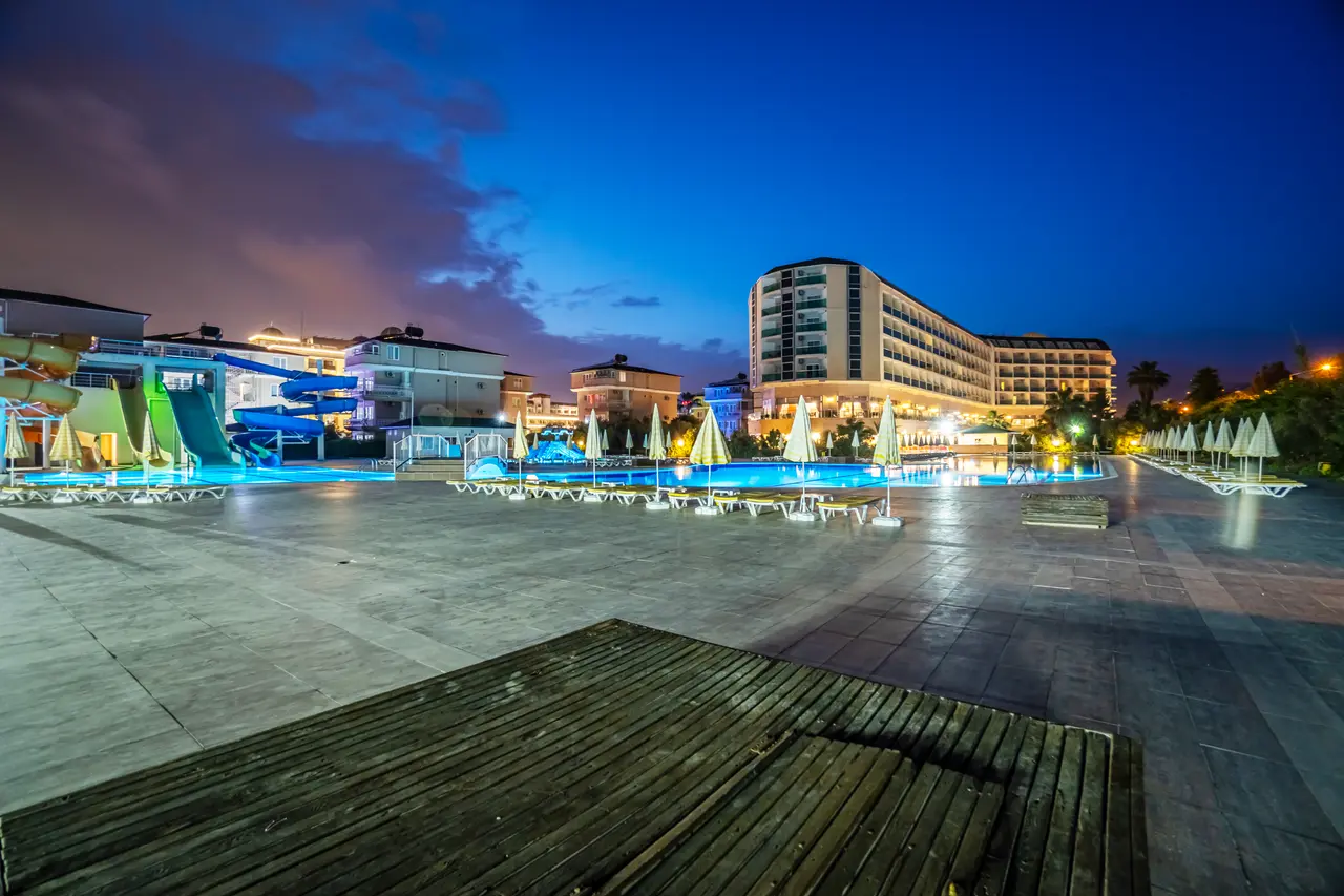 Hedef Beach Resort & Spa
