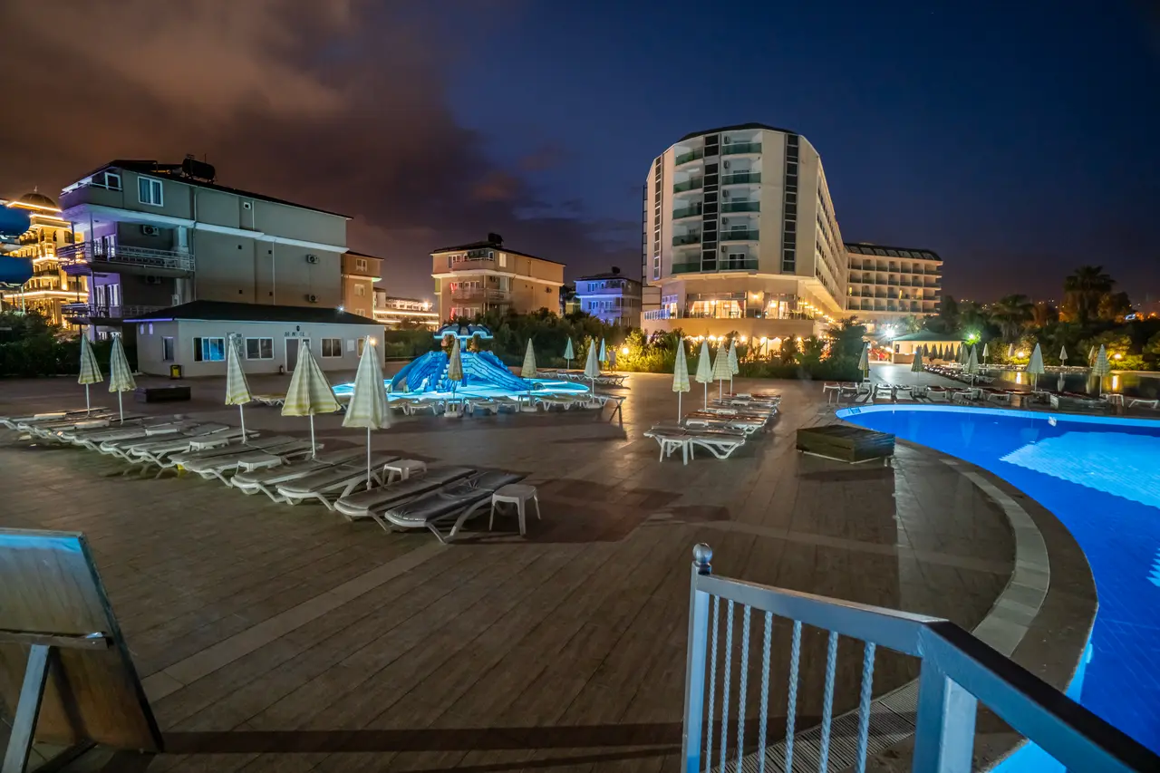 Hedef Beach Resort & Spa