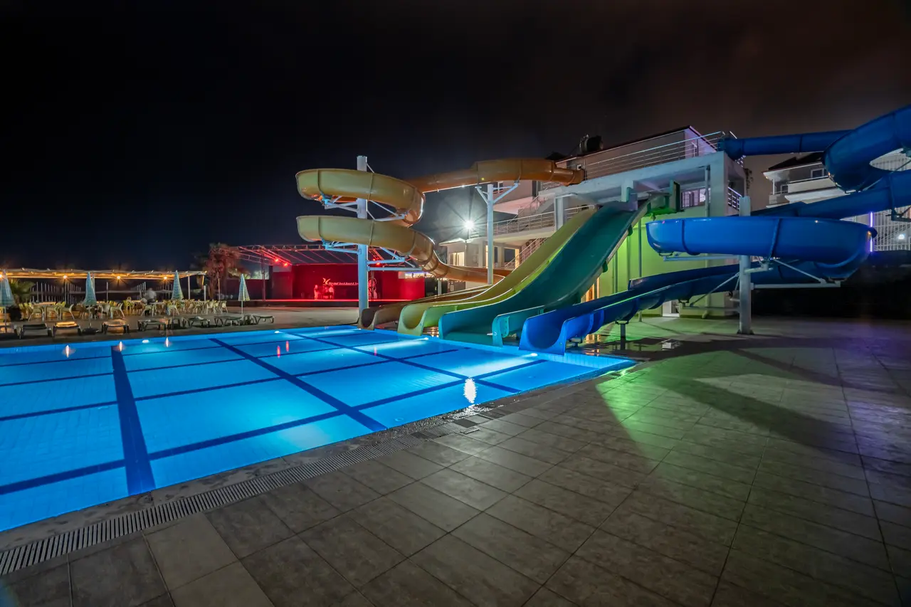 Hedef Beach Resort & Spa