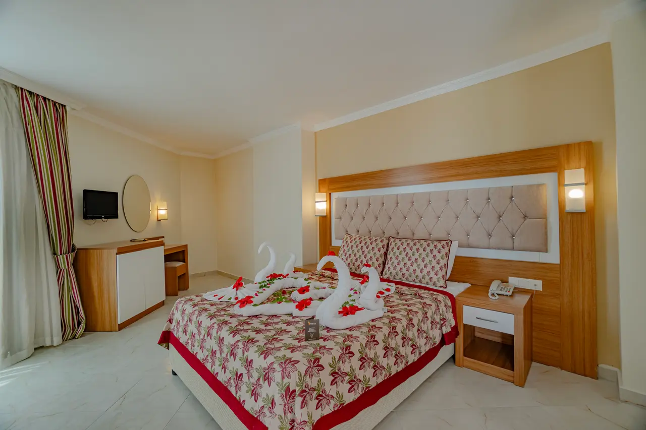 Hedef Beach Resort & Spa