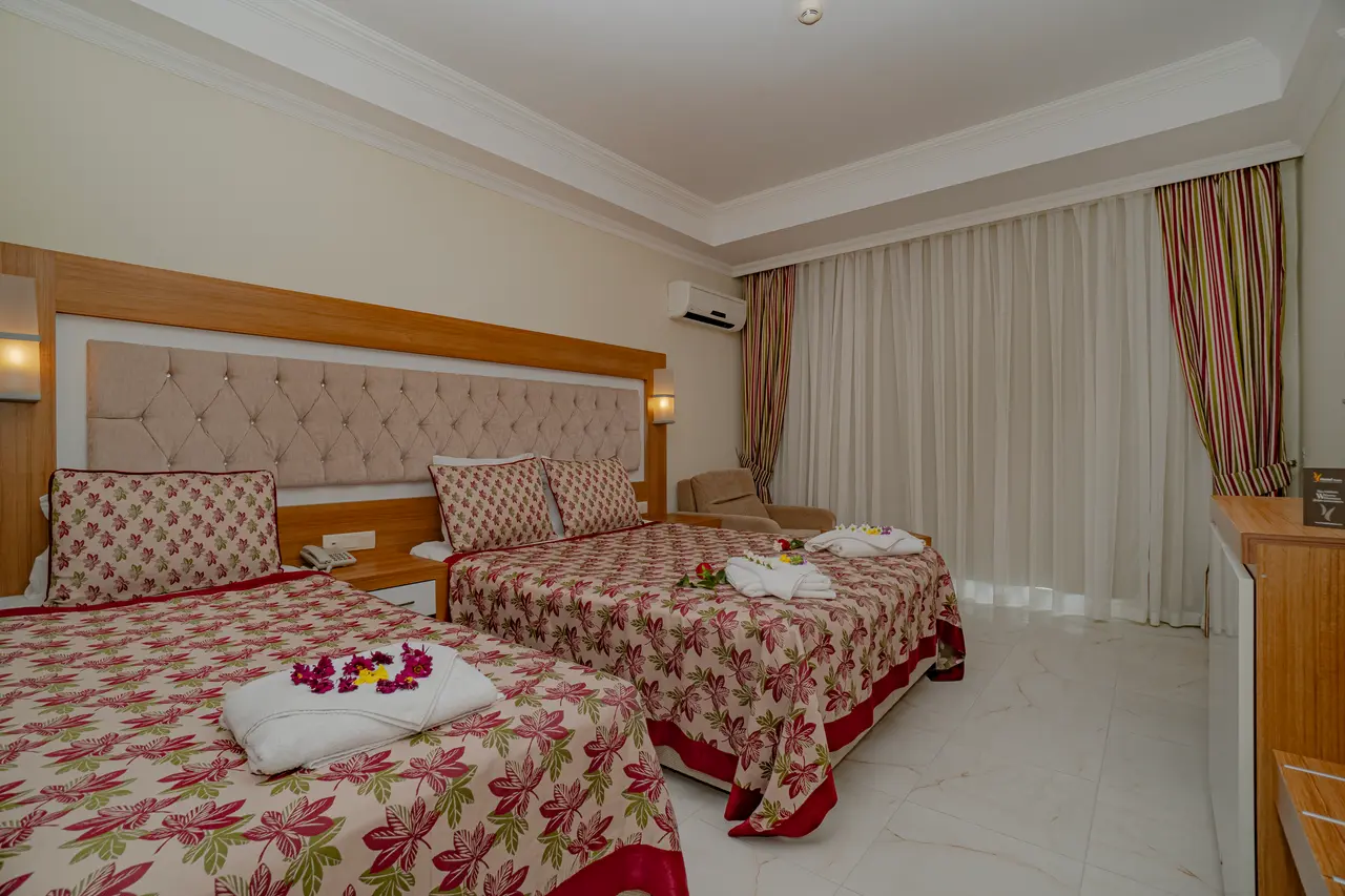 Hedef Beach Resort & Spa