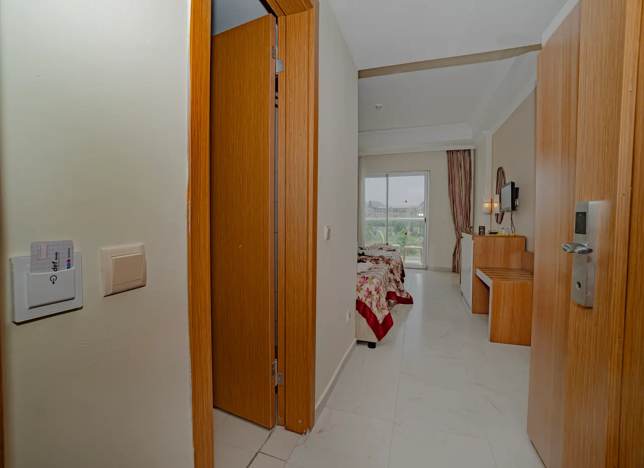 Hedef Beach Resort & Spa