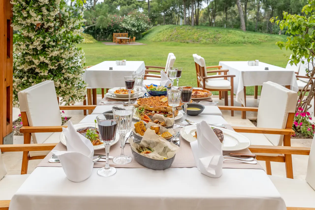 Bellis Deluxe Hotel